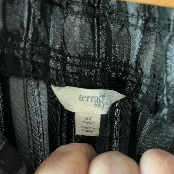 Black Grey‎ Stripe Tiered Ruffled Maxi Dress Terra Sky - Picture 2 of 7